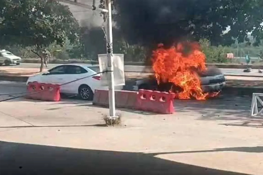 ইসলামাবাদে ভয়াবহ বোমা হামলা, নিহত ১২