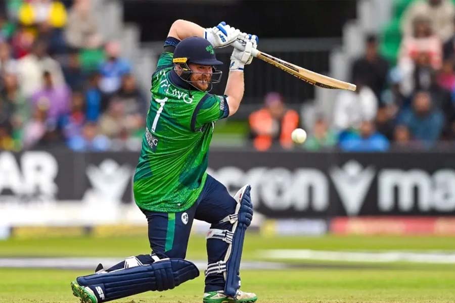 টি-টোয়েন্টি নেতৃত্ব ছাড়লেন পল স্টার্লিং