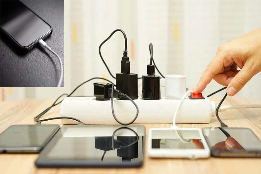 সারাক্ষণ ফোন চার্জে রাখার অভ্যাস কি ক্ষতিকর?