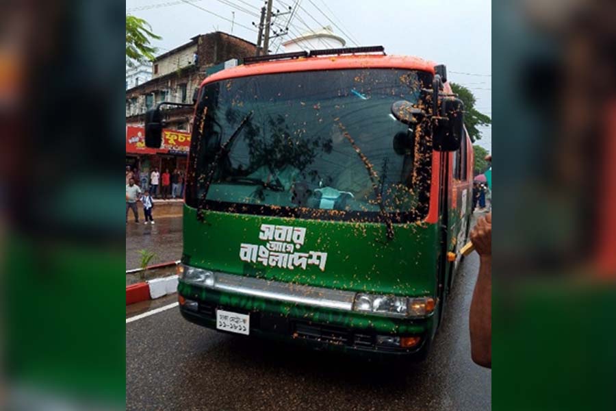 বৃষ্টির মধ্যেই মৌলভীবাজারে পৌঁছেছেন প্রধানমন্ত্রী