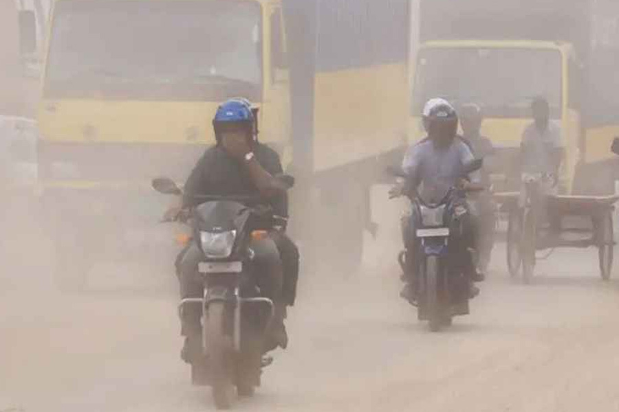 ঢাকার বাতাস অস্বাস্থ্যকর, দূষণে শীর্ষে দিল্লি