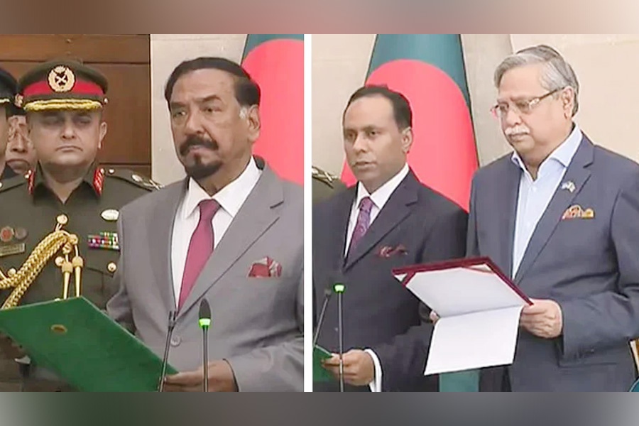 স্পিকার ও ডেপুটি স্পিকারকে শপথ পড়ালেন রাষ্ট্রপতি