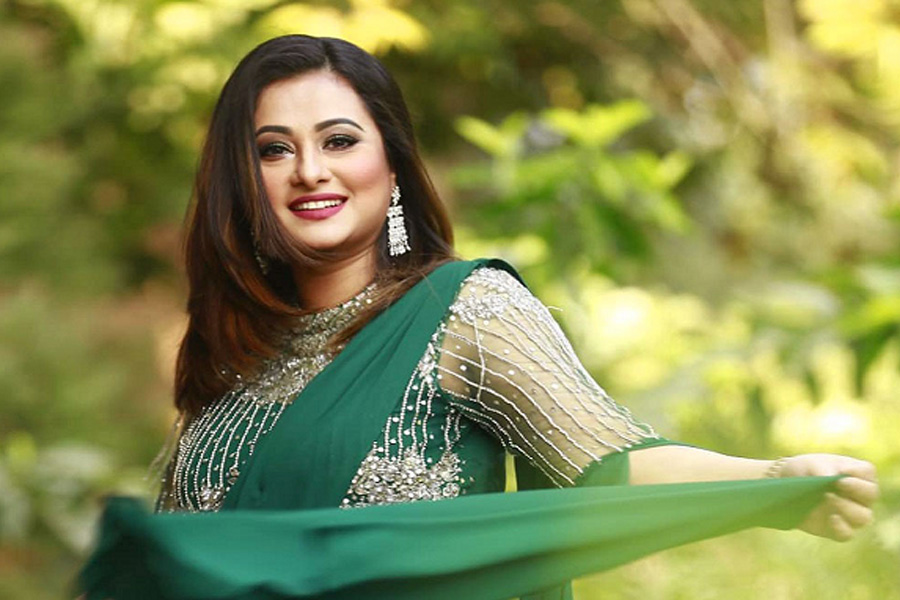 কাকে ‘বিষধর সাপ’ বললেন নায়িকা পূর্ণিমা!