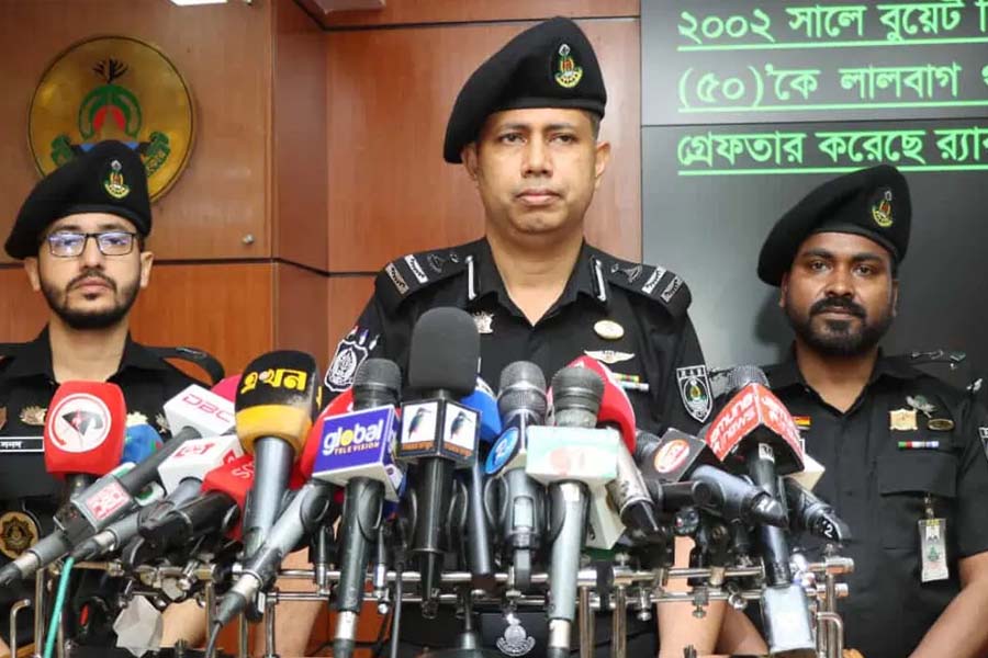 সনি হত্যা মামলার আসামি টগর অস্ত্রসহ গ্রেপ্তার