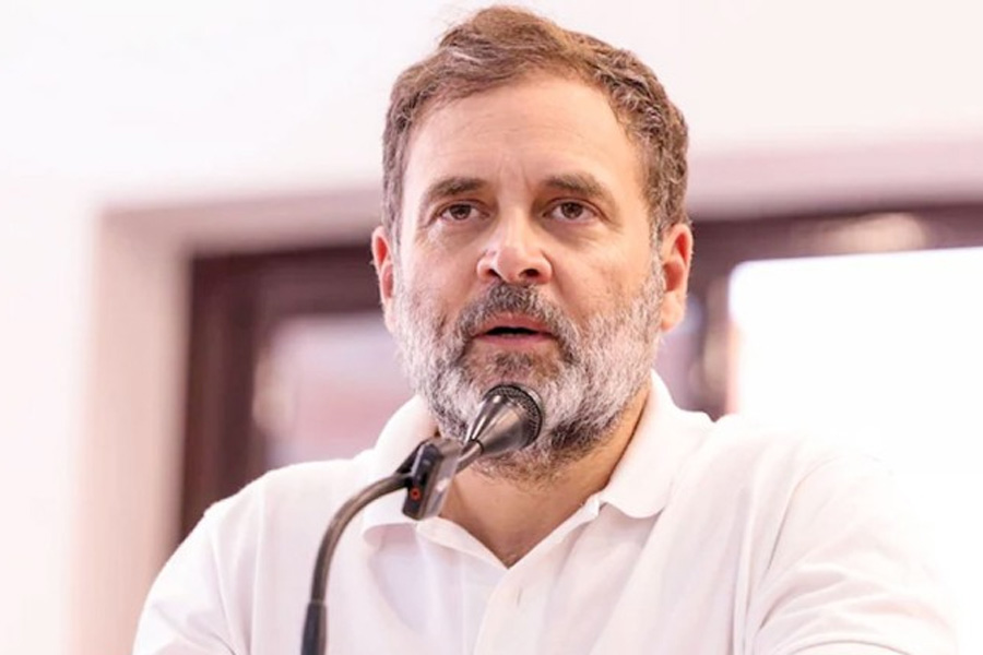 মোদি মানুষের সামনে মুখ দেখাতে পারবেন না, হুঁশিয়ারি রাহুলের