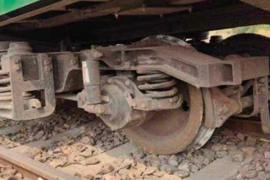 ঢাকা-ময়মনসিংহ রুটে রেল যোগাযোগ বন্ধ