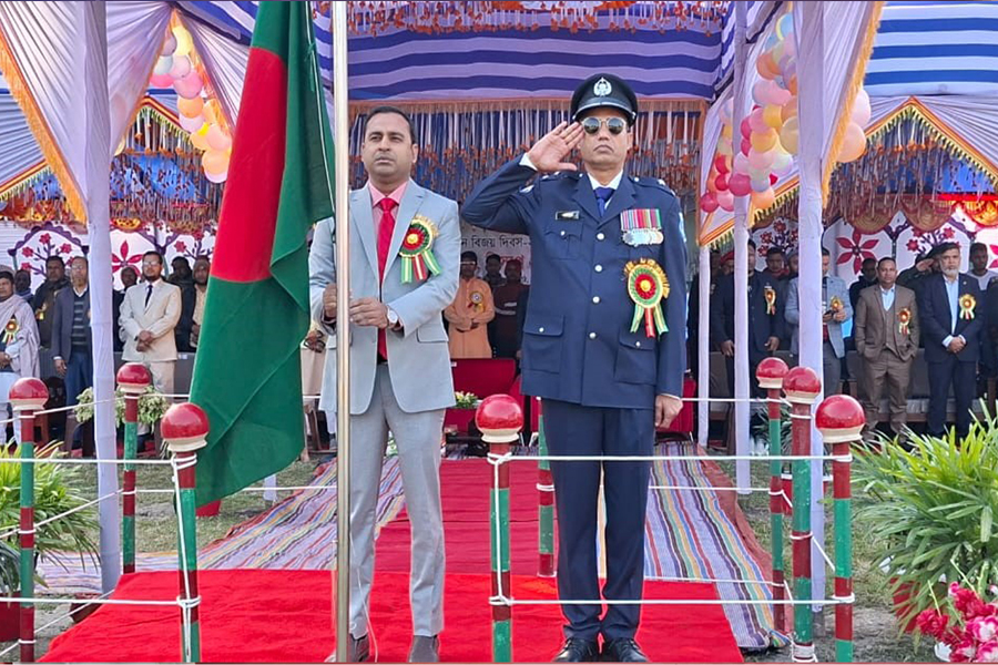 রাজারহাটে যথাযোগ্য মর্যাদায় মহান বিজয় দিবস পালিত