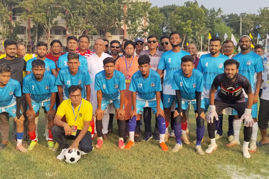 পাংশায় শহীদ জিয়া স্মৃতি গোল্ডকাপ ফুটবল টুর্নামেন্টের উদ্বোধন