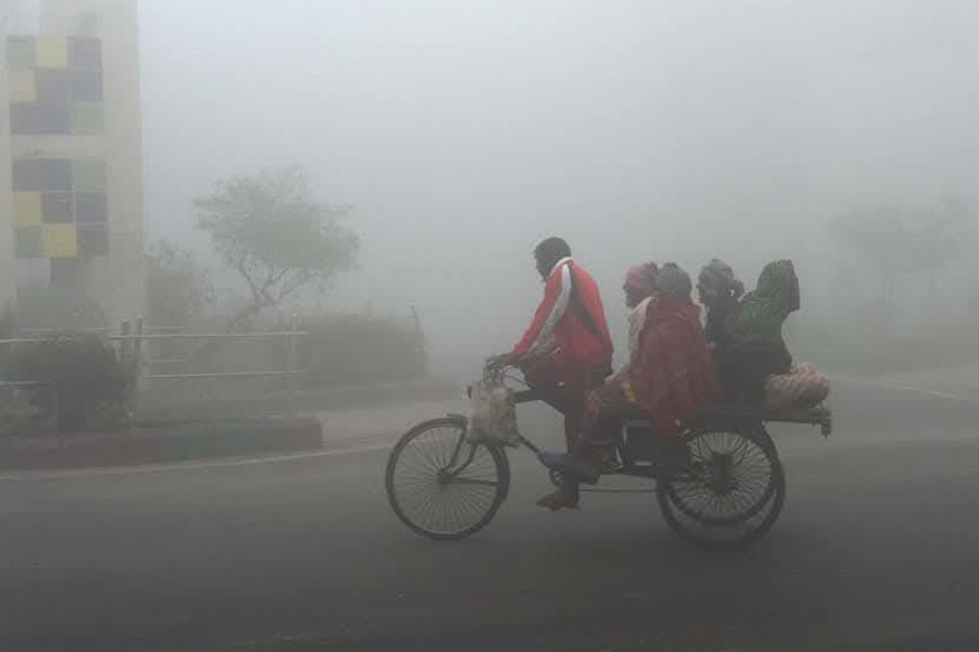 মৌসুমের সর্বনিম্ন তাপমাত্রায় বিপর্যস্ত রাজশাহীর জনজীবন