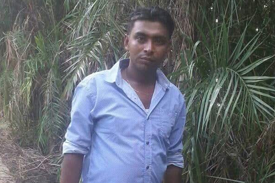 ডাকাতী'র মামলা খেয়েও, এলাকায় আধিপত্য ও মাদক ব্যবসার নিয়ন্ত্রন