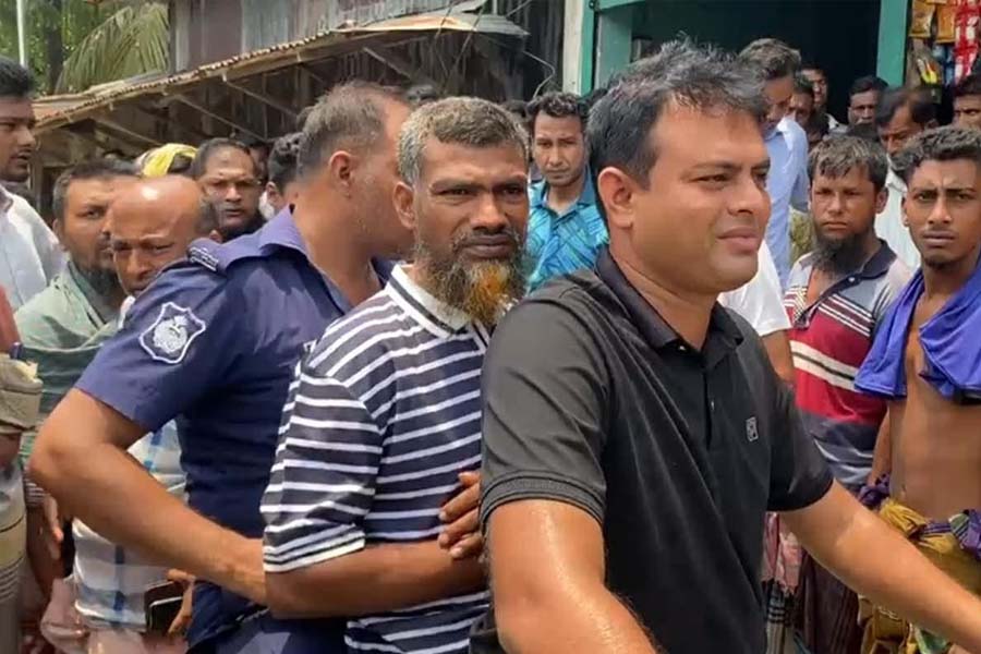 রাঙ্গাবালীতে বুনো মহিষের মাংসসহ একজন আটক