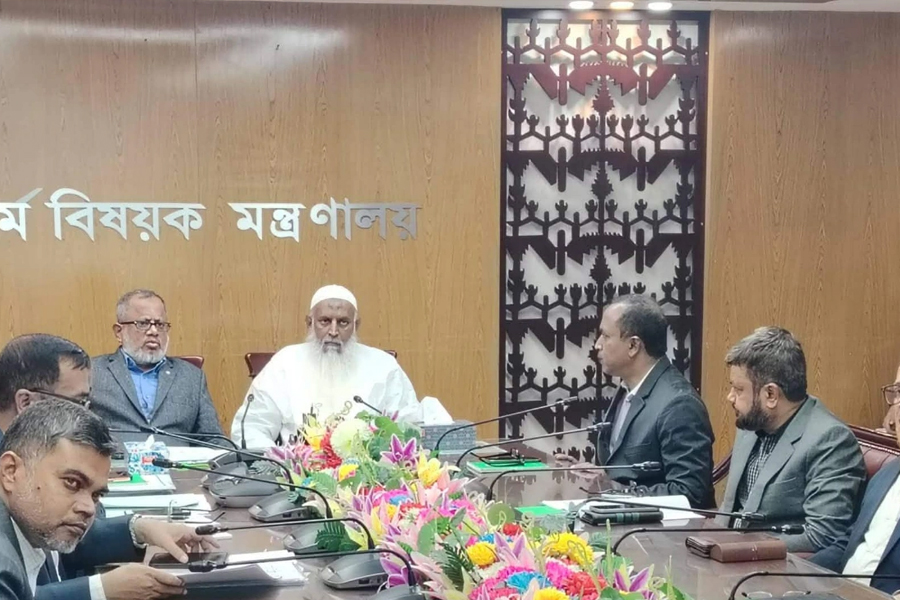 হজে কোনো অনিয়ম নয়, কড়া বার্তা ধর্মমন্ত্রীর