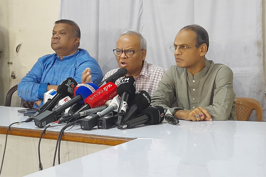 বর্তমান ব্যবস্থায় মত প্রকাশে কেউ গুম হবে না : রিজভী