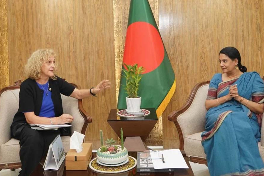 পরিবেশ উপদেষ্টার সঙ্গে ইউরোচেম চেয়ারপার্সনের সৌজন্য সাক্ষাৎ