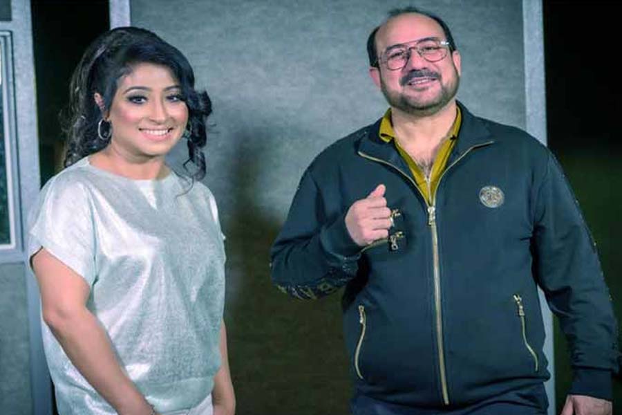 রাহাত ফতেহ আলী খানের সঙ্গে গাইলেন বাংলাদেশের রুবাইয়াত জাহান
