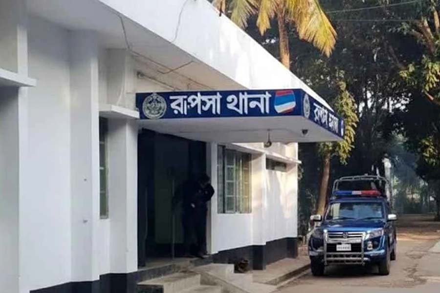 খুলনায় বিএনপি নেতাকে গুলি