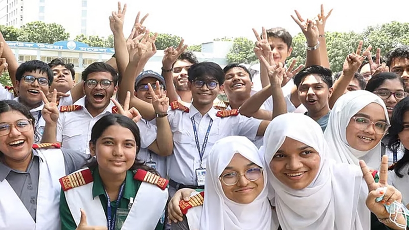 ঢাকা বোর্ডে নতুন জিপিএ-৫ পেয়েছেন ৩শ’ শিক্ষার্থী