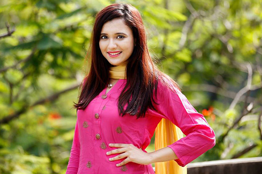 নিজেকে ‘ইন্ট্রোভার্ট’ বললেন সাবিলা নূর