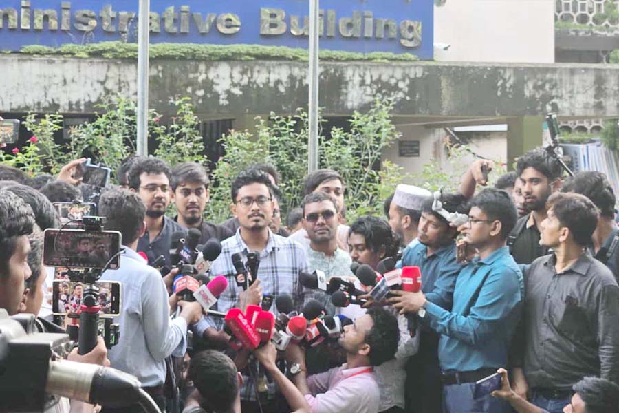 বিশেষ গোষ্ঠীকে সুবিধা দিতে রাতে ‘গায়েবি নোটিশ’ : সাদিক কায়েম
