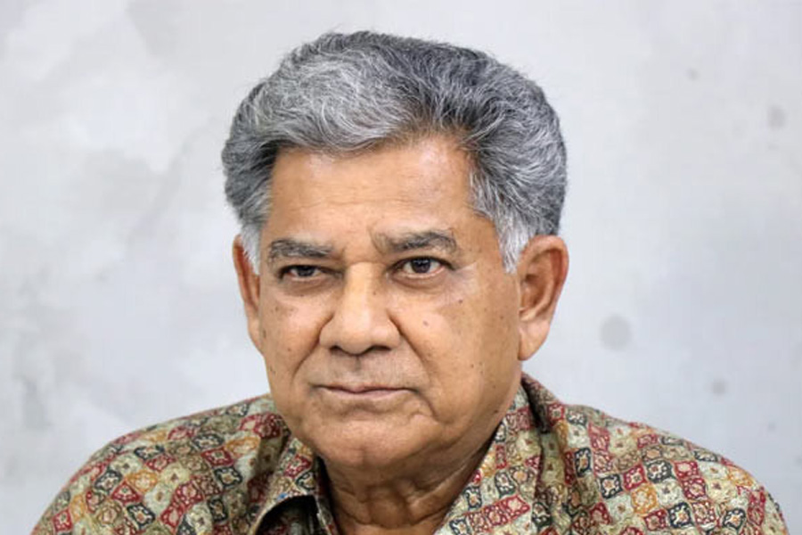 নজরদারিতে সাবেক উপদেষ্টা সাখাওয়াত, গ্রেপ্তার হতে পারে ছেলেও