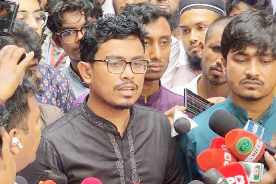 ভোট দিয়ে বার্তা দিলেন সাদিক কায়েম