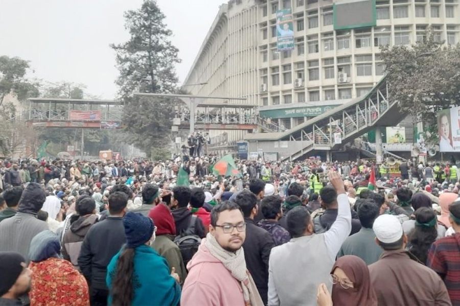 হাদি হ/ত্যা/র বিচার দাবিতে ইনকিলাব মঞ্চের ‘মার্চ ফর ইনসাফ’