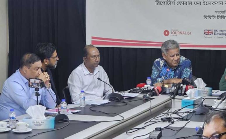 গ্রহণযোগ্য নির্বাচন নিশ্চিত করতে সাংবাদিকদের ভূমিকা অনস্বীকার্য: উপদেষ্টা সাখাওয়াত