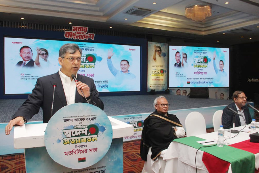 ২ গণমাধ্যমের ওপর হামলা জাতির জন্য লজ্জার: সালাহউদ্দিন