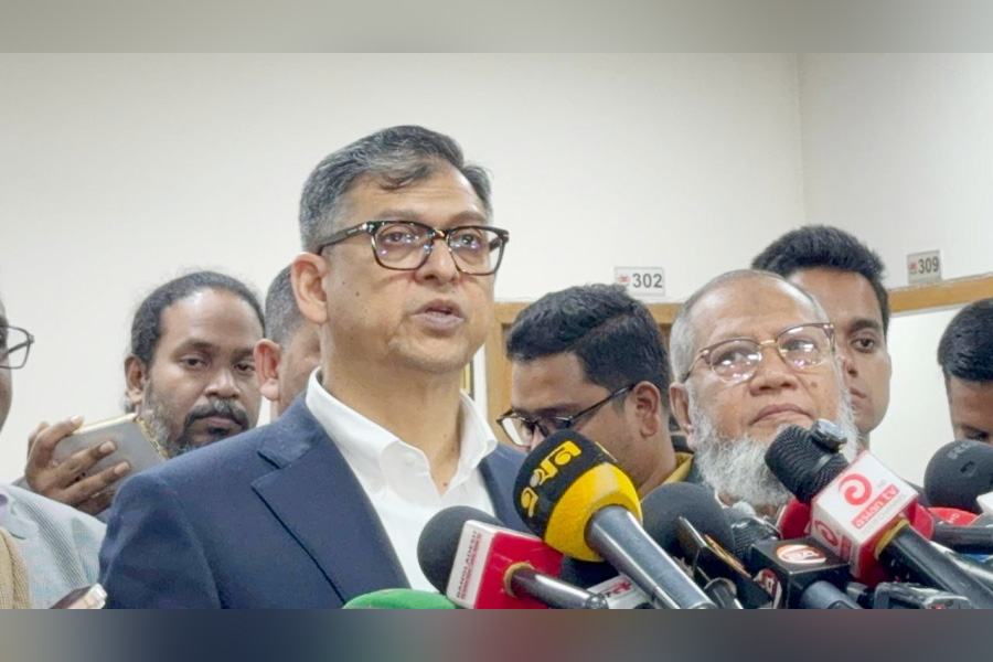 ইসিকে আইনি জটিলতা নিরসনের অনুরোধ সালাউদ্দিনের