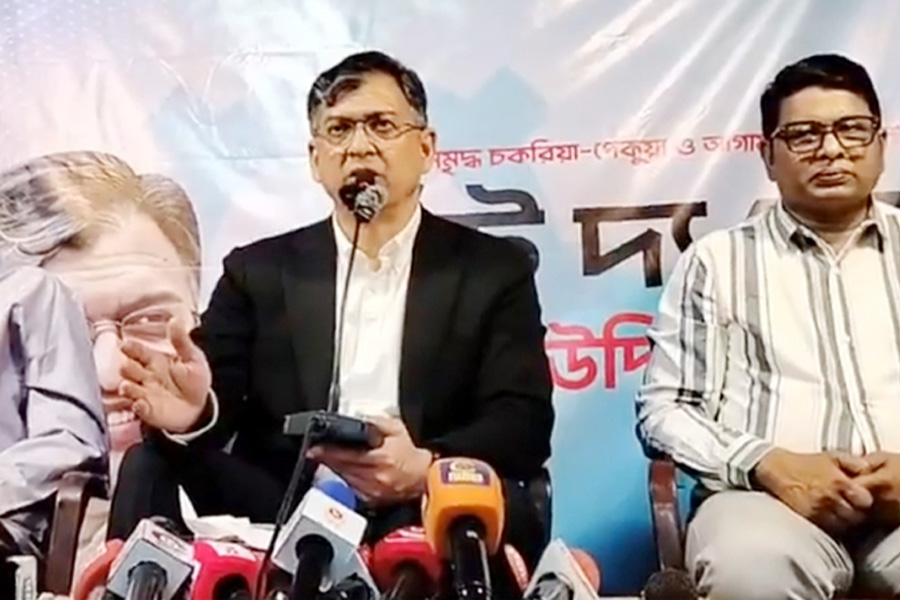 গণমাধ্যমের পূর্ণ স্বাধীনতা নিশ্চিত করার অঙ্গীকার সালাহউদ্দিন আহমদের