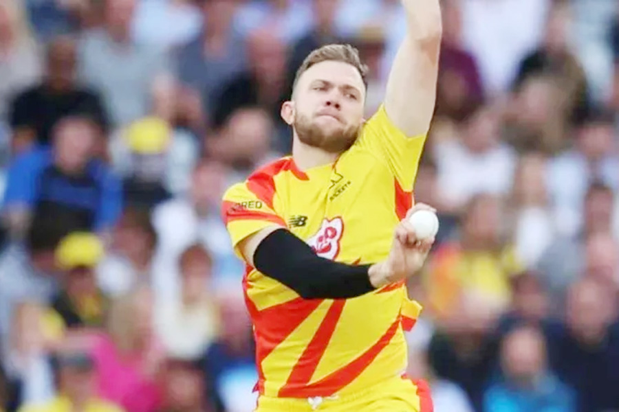 ৫ বলে ৩২, ইতিহাসের রেকর্ড-অনাকাঙ্ক্ষিত!