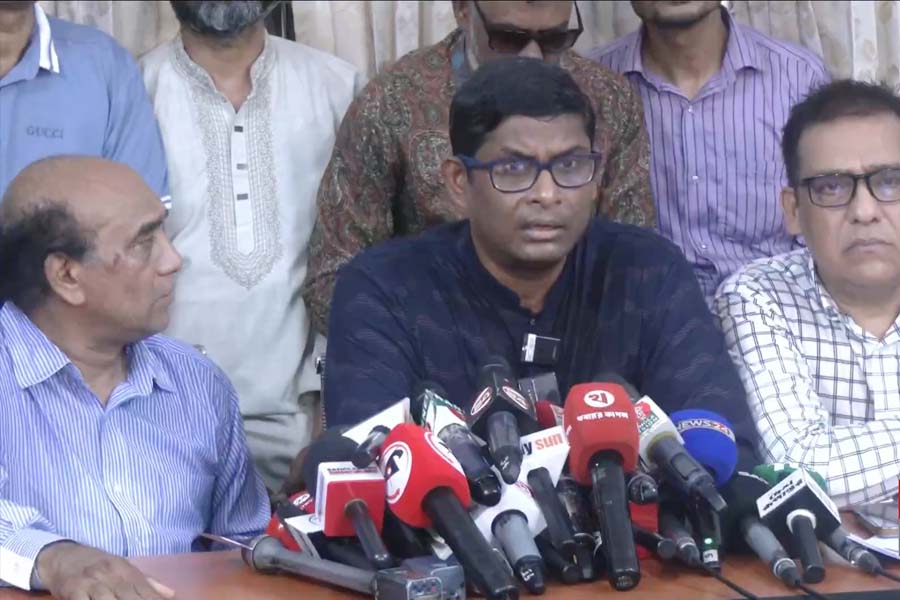 পুলিশের আচরণ দায়িত্বহীন: শামীম হায়দার পাটওয়ারী