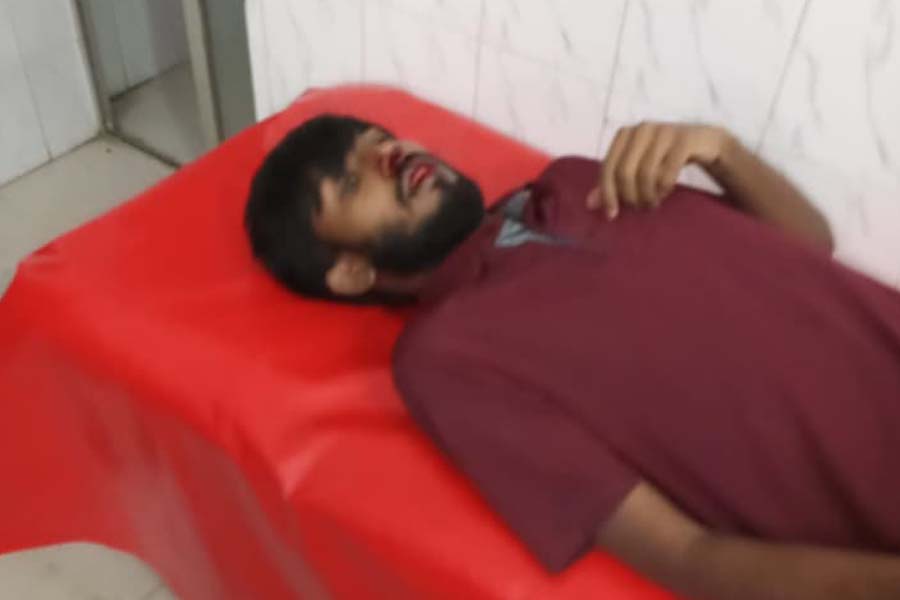 ‎সারিয়াকান্দিতে পূর্ব শত্রুতার জেরে শিক্ষার্থীকে কোপানোর অভিযোগ