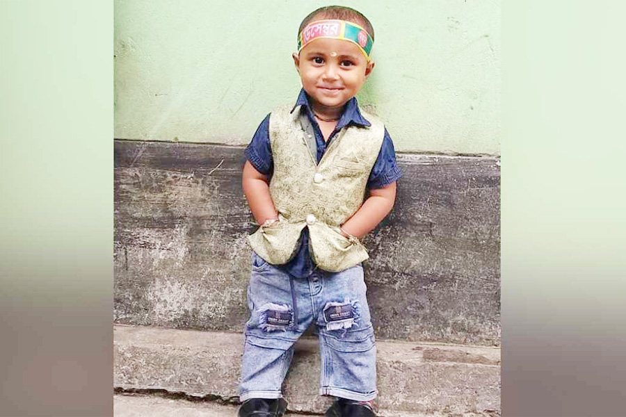 পায়ে ধাক্কার জেরে ৩ বছরের শিশুকে হত্যা