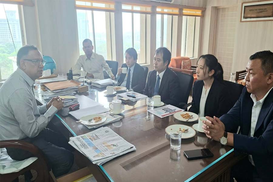 রেশমের উন্নয়নে কাজ করছে সরকার: প্রতিমন্ত্রী শরীফুল আলম