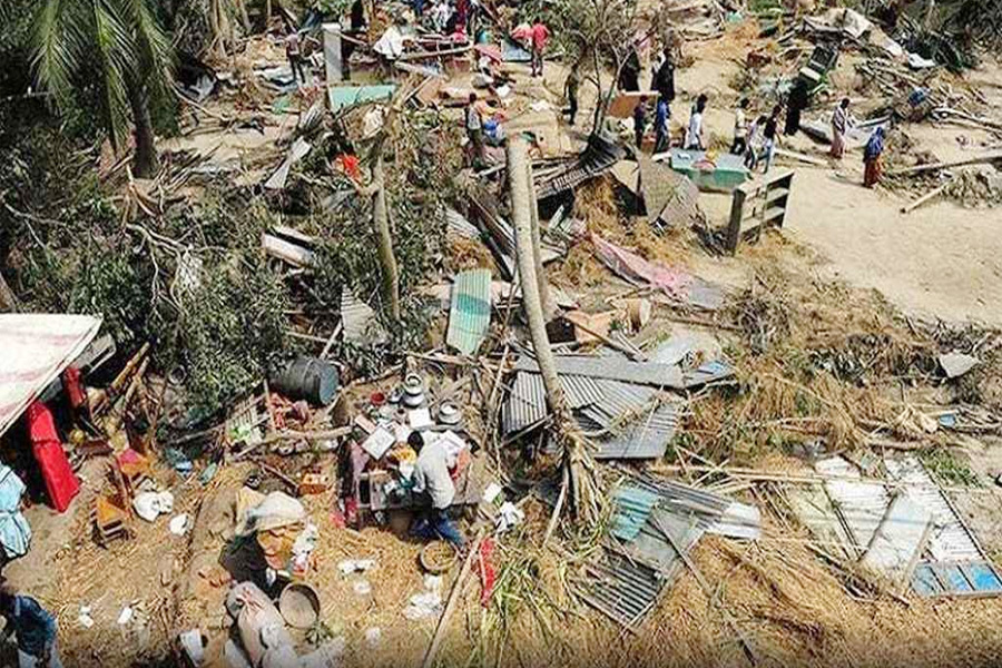 সিডরের ১৮ বছর: শুকায়নি ক্ষত, কাটেনি আতঙ্ক