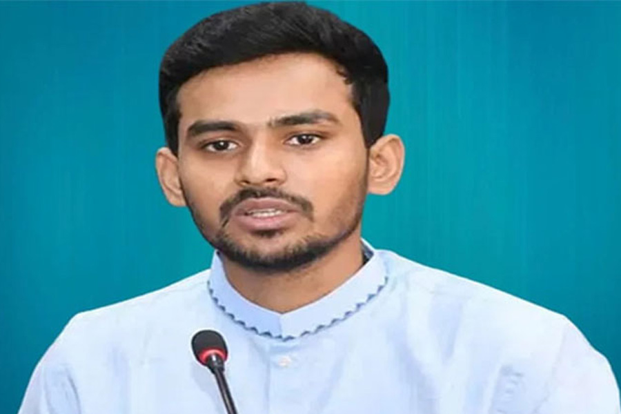 ঢাকা-১০ আসনে ভোটার হচ্ছেন উপদেষ্টা আসিফ মাহমুদ