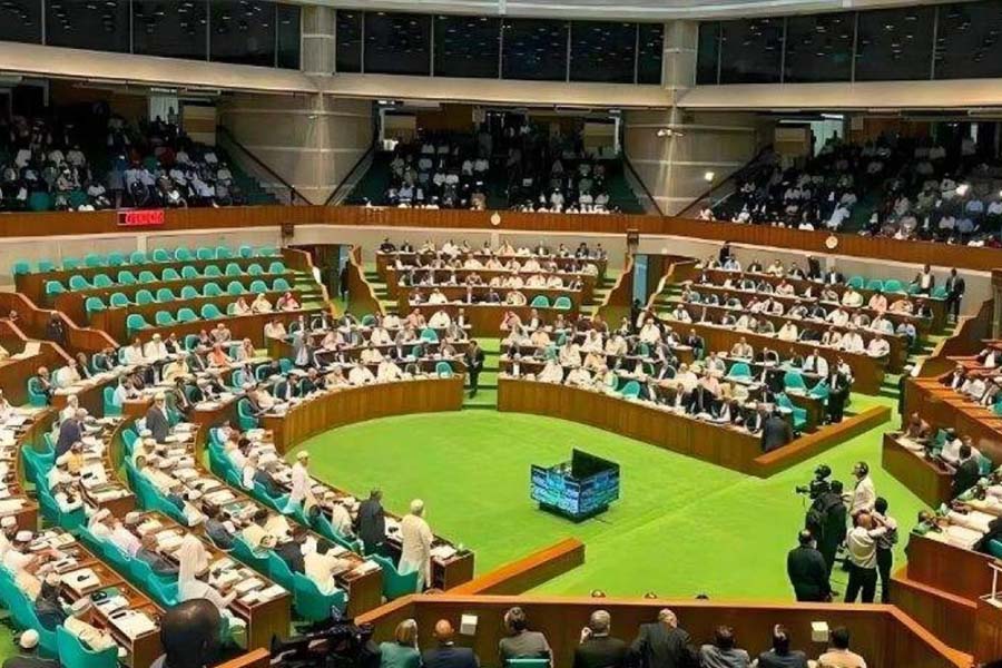 সংসদীয় ইতিহাসে এক বিরল নজির