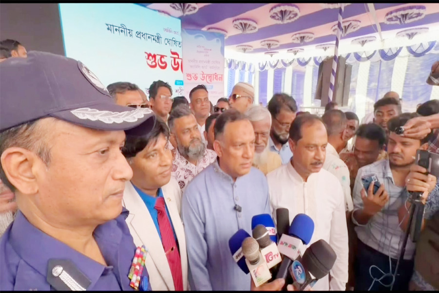 ফ্যামিলি কার্ড চালু করায় প্রধানমন্ত্রীকে ধন্যবাদ: শরীফুল আলম