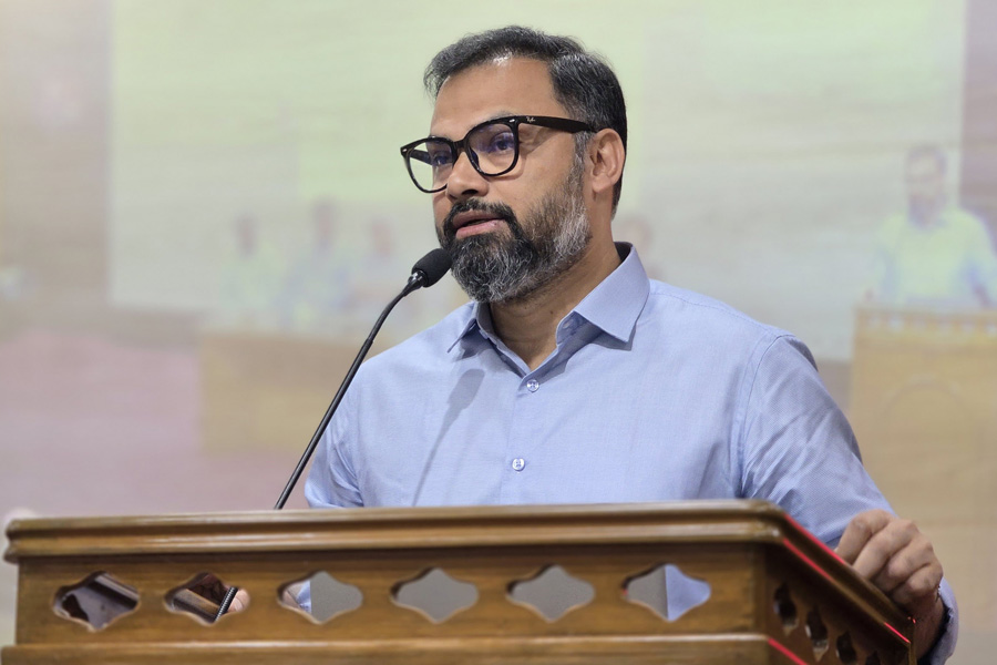 খেলাধুলার মাধ্যমে সুস্থ জাতি গঠন করা সম্ভব: প্রতিমন্ত্রী