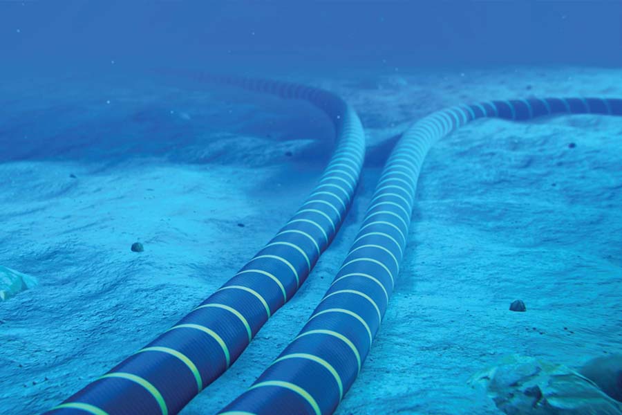 পারস্য উপসাগরের তলদেশের সাবমেরিন কেবলে ‘হামলার হুমকি’ ইরানের