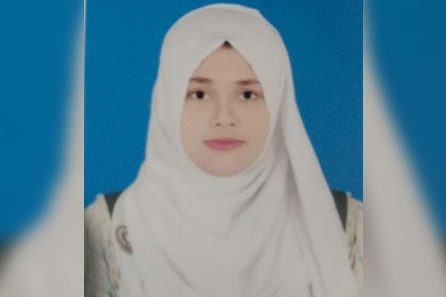 ১০ম শ্রেণির তাহরিমা পেলেন যুক্তরাষ্ট্রে ১০ কোটি টাকার শিক্ষা বৃত্তি