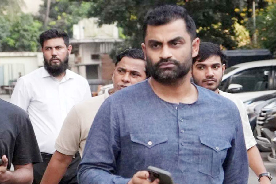 বিসিবির নির্বাচন থেকে সরে দাঁড়ালেন তামিম