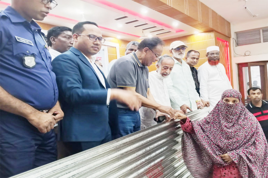 মধুপুরে ক্ষতিগ্রস্তদের সহায়তা, প্রতিশ্রুতি পূরণে এগোচ্ছে সরকার