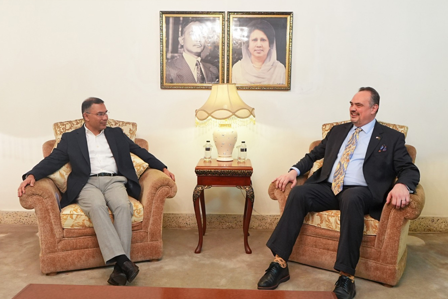 তারেক রহমানের সাথে যুক্তরাষ্ট্রের নবনিযুক্ত রাষ্ট্রদূতের সাক্ষাৎ