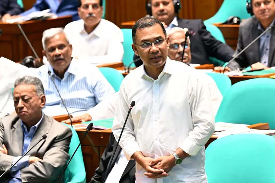 সংসদে বক্তব্য রাখছেন প্রধানমন্ত্রী তারেক রহমান