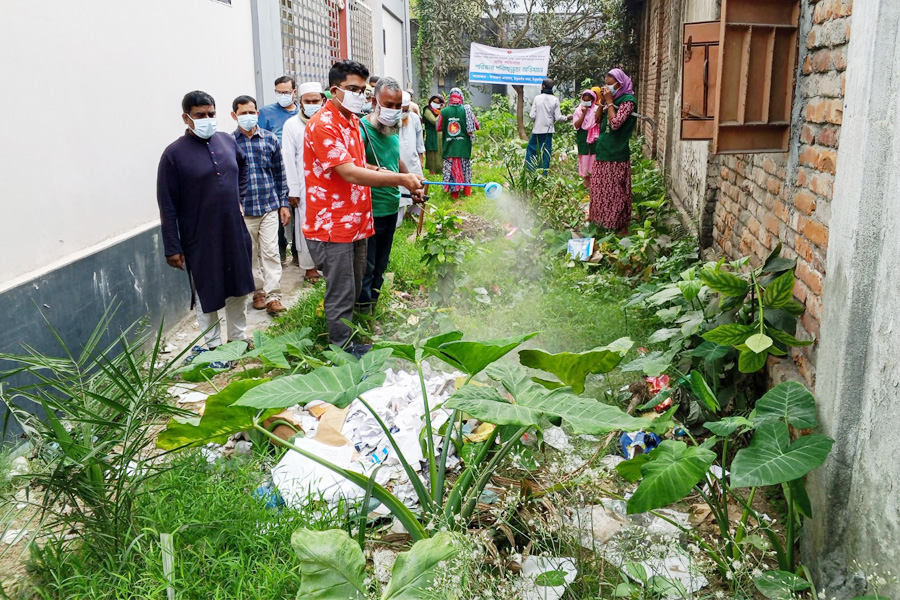 ঠাকুরগাঁও  ডেঙ্গু প্রতিরোধে পরিষ্কার পরিচ্ছন্নতা অভিযান