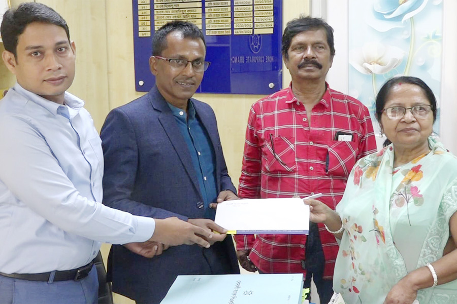 অব্যবহৃত অ্যাকাউন্টে লাখ লাখ টাকা, ফিরিয়ে দিল সোনালী ব্যাংক