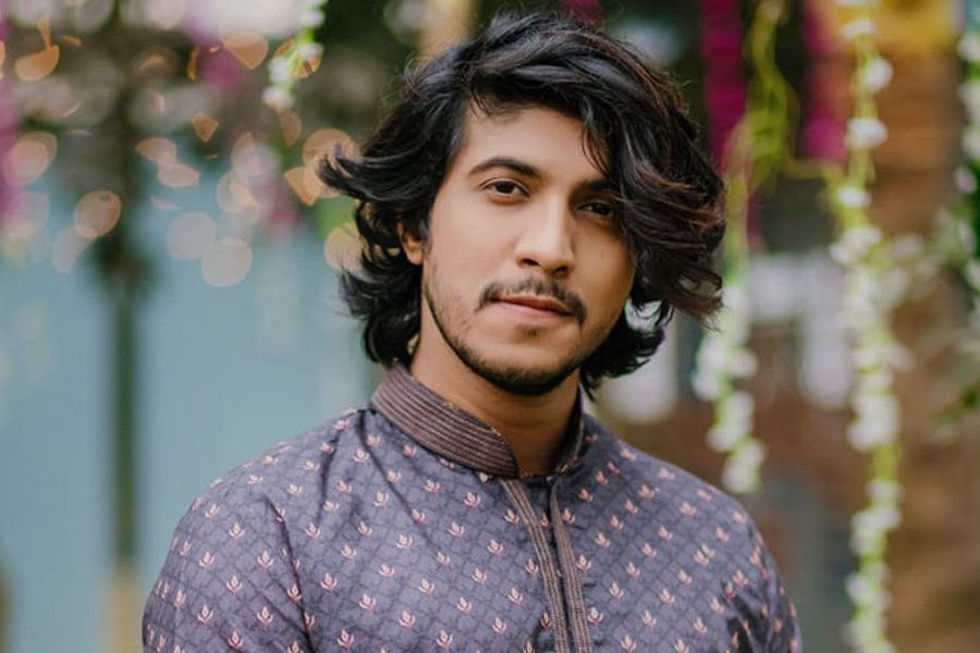 জীবনের সবচেয়ে বড় চ্যালেঞ্জের পুরস্কার পেলেন তৌসিফ মাহবুব