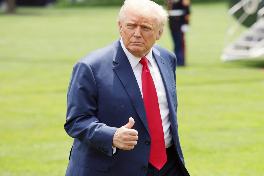 মাঝে মাঝে স্বৈরশাসকই প্রয়োজন